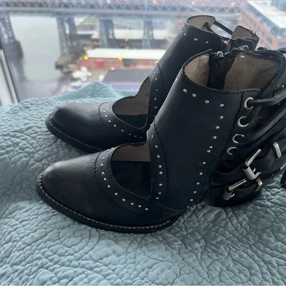 Freebird Black Studded Boots Desert 8 - Picture 9 of 9